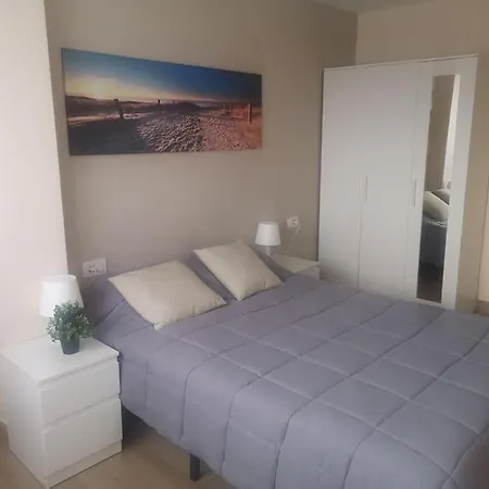 Апартаменты Piso Completo Grande 6 Habitaciones, 13 Plazas Сан-Кристобаль-де-Ла-Лагуна