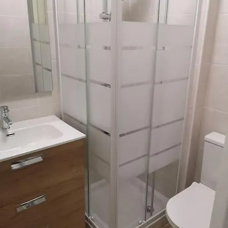 Piso Completo Grande 6 Habitaciones, 13 Plazas Apartment